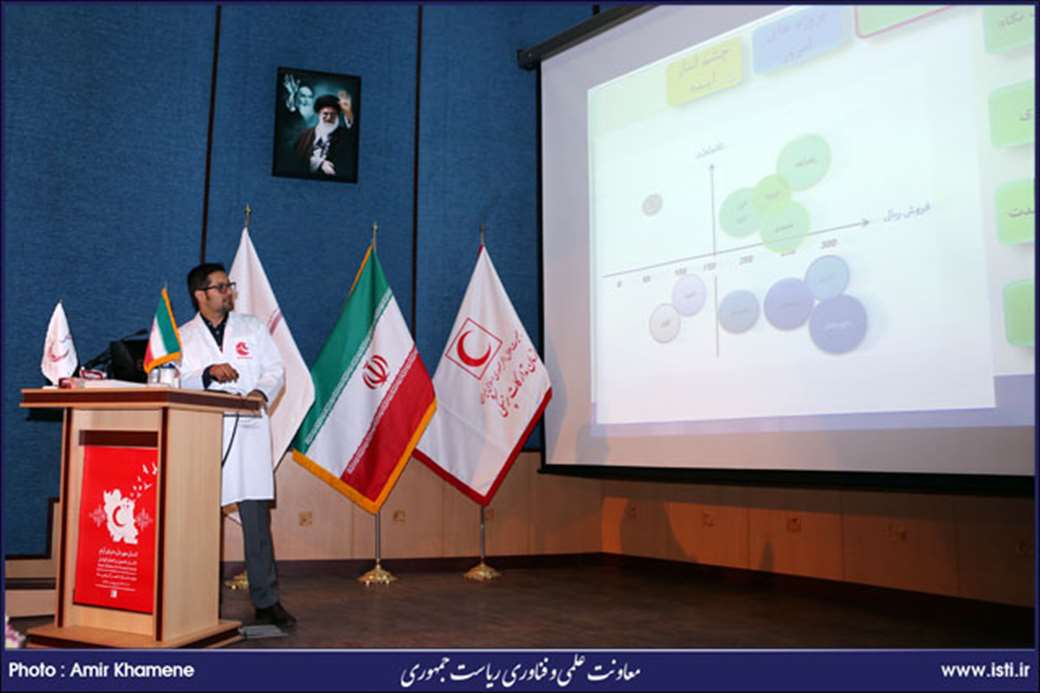 بازدید معاون علمی و فناوری رییس جمهوری از دستاوردهای دارویی و تجهیزات پزشکی سها