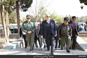 Visit of the Science, Research and Military Centers of Isfahan by the Vice President for Science and