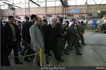 Visit of the Science, Research and Military Centers of Isfahan by the Vice President for Science and