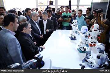 The Opening Ceremony of the Fifth Laboratory Equipment and Material Exhibition of Made in Iran