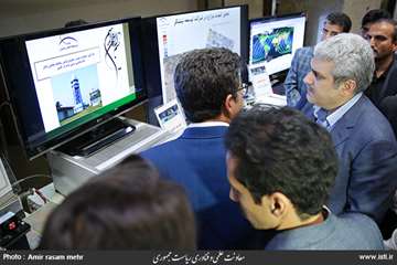 Visit of Exhibition of Spatial Achievements of Iran Space Research Institute by the Vice President f