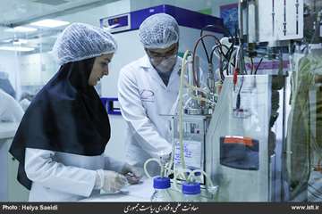 Visit of Sharif University of Industry and PersisGen Par Co., the first medical biotechnology accele