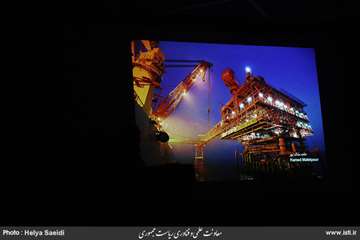 Awarding the selected works in the photography section of festival of “Made in Iran” 