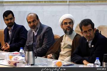 Provincial travel of the vice president for science and technology affairs to Qom