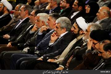 Ceremony of Reverence for Dr. Mokhber Dezfuli in Area of Art and Science