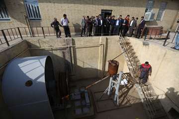 Visiting the knowledge-based companies of Yazd Province by the vice president for science and techno