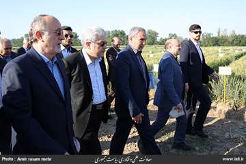 Travel of the vice president for science and technology affairs to Alborz Province 