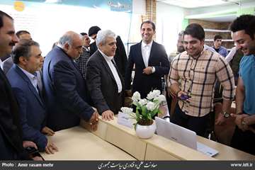 Provincial travel of the vice president for science and technology affairs to Kermanshah Province (1