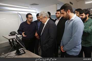 Visit of Sharif Innovation Region by the vice president for science and technology affairs 