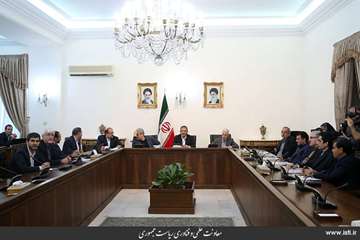 Meeting between Jahangiri and representatives of nanotechnology headquarter 