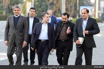 Visit of the 1​2th RoboCup Iran Open Competitions by the Vice President for Science and Technology A