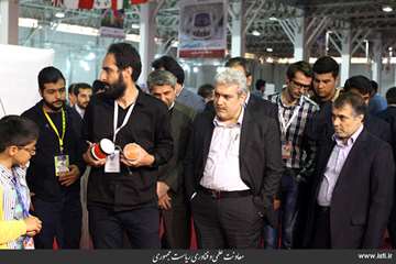 Visit of the 1​2th RoboCup Iran Open Competitions by the Vice President for Science and Technology A