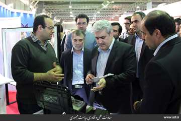 Visit of the 1​2th RoboCup Iran Open Competitions by the Vice President for Science and Technology A