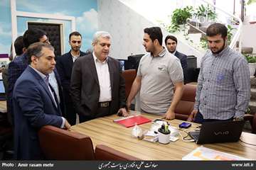 Visit of Omid Innovation Center by the Vice President for Science and Technology Affairs